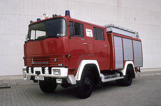 Das städtische Tanklöschfahrzeug (TLF 16) für FF München auf Magirus Deutz 190D11 