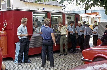 Auch die Verpflegung der stundenlang im Einsatz gewesenen Kräfte wurde von dieser Stelle aus versorgt
