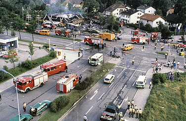 Die Einsatzstelle an der Wasserburger Straße im Gesamtüberblick