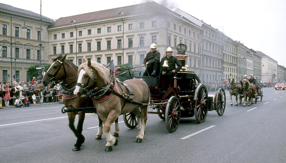 Die pferdegezogene Dampfspritze aus Plattling