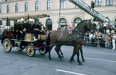 Die Motorspritze von den Stadtrandlöschgruppen, heute im Feuerwehrmuseum Bayern