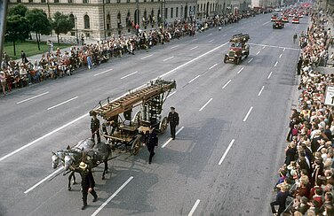 Die Kohlensäure-Leiter aus Kulmbach, war lange im Foyer der FW 2 und steht heute im Feuerwehrmuseum Bayern