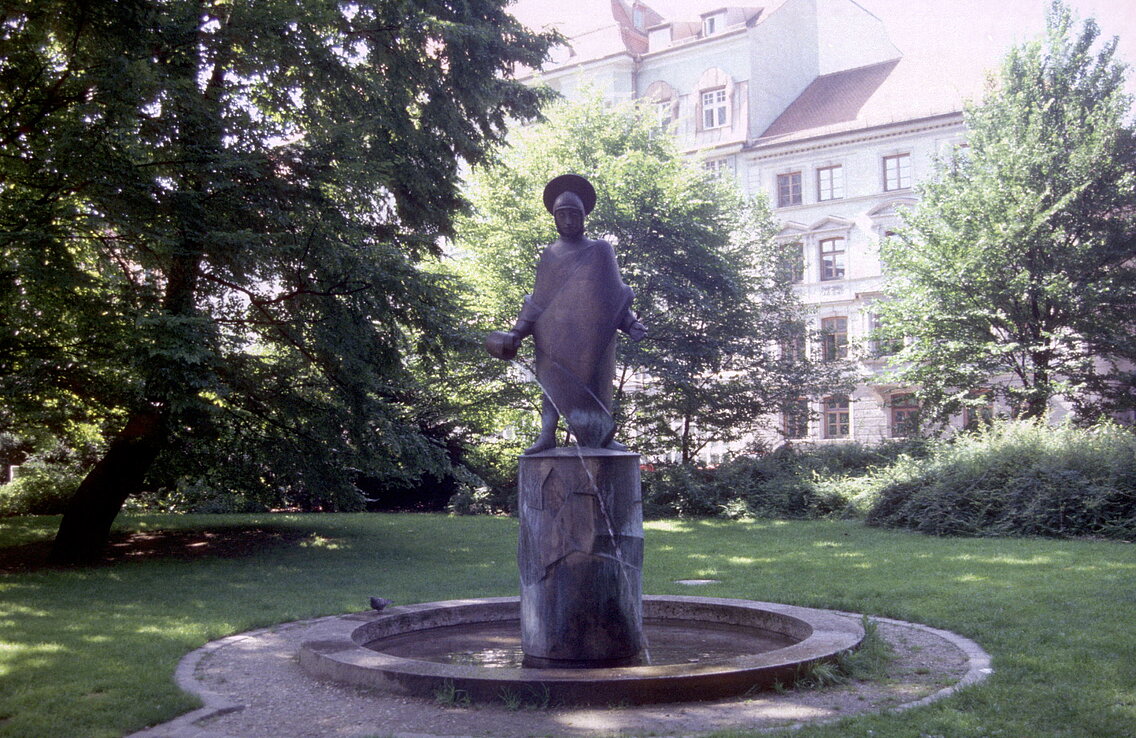 Der von der FF München anlässlich des 125. Jubiläums an die Landeshauptstadt gestiftete Floriansbrunnen