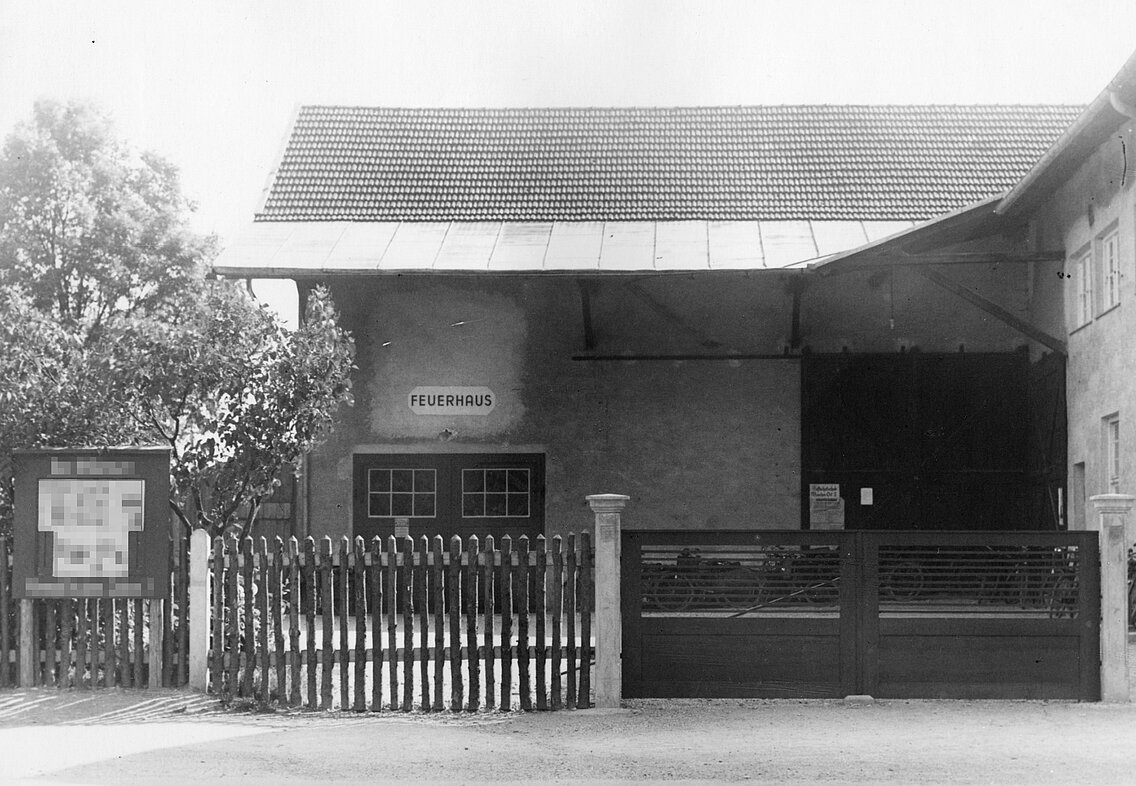 Die Remise der Feuerwehr Trudering befand sich in einem Anwesen eines Landwirts