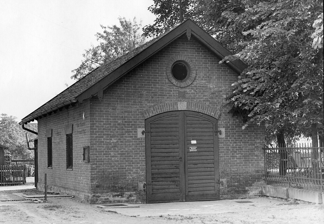 Das Gerätehaus der Abt. 7 Forstenried, ein Typ Feuerwehrhaus wie es oft in Bayern Anfang des 20. Jahrhunderts gebaut wurde